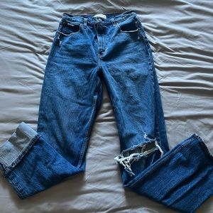 Abercrombie 90s Ultra High Rise Straight Jeans